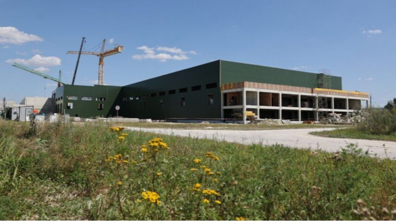 Львов будет судиться с поляками за недостроенный завод: Зеленый город нанял юристов