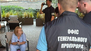 На Одеській митниці викрито хабарницю