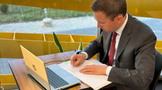 Півмільярда євро на закупівлі газу: Нафтогаз та ЄБРР підписали угоду