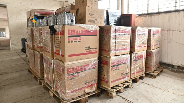 Литва передала Київщині понад 80 генераторів різної потужності