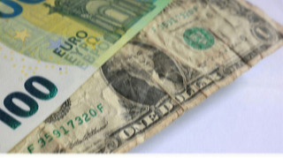 Нацбанк показав, яким буде курс долара і євро у вівторок 4 листопада