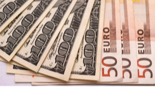 Нацбанк показал курс доллара и евро на понедельник 9 февраля