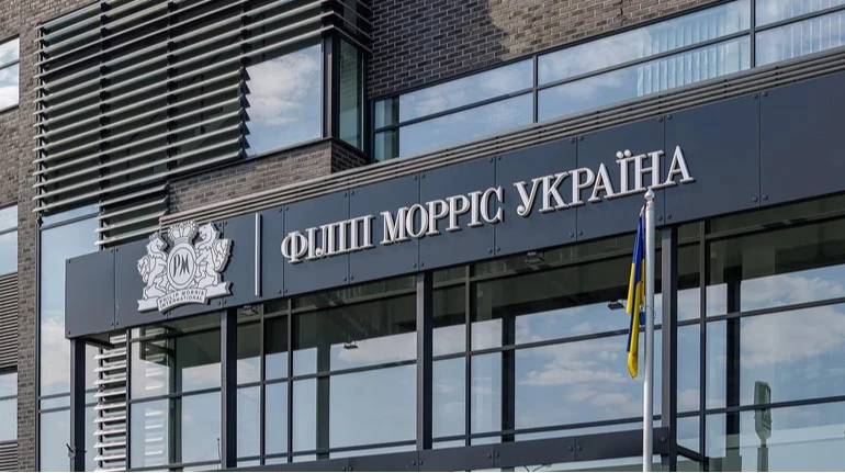 Россия уничтожила склад Филипп Моррис в Киеве