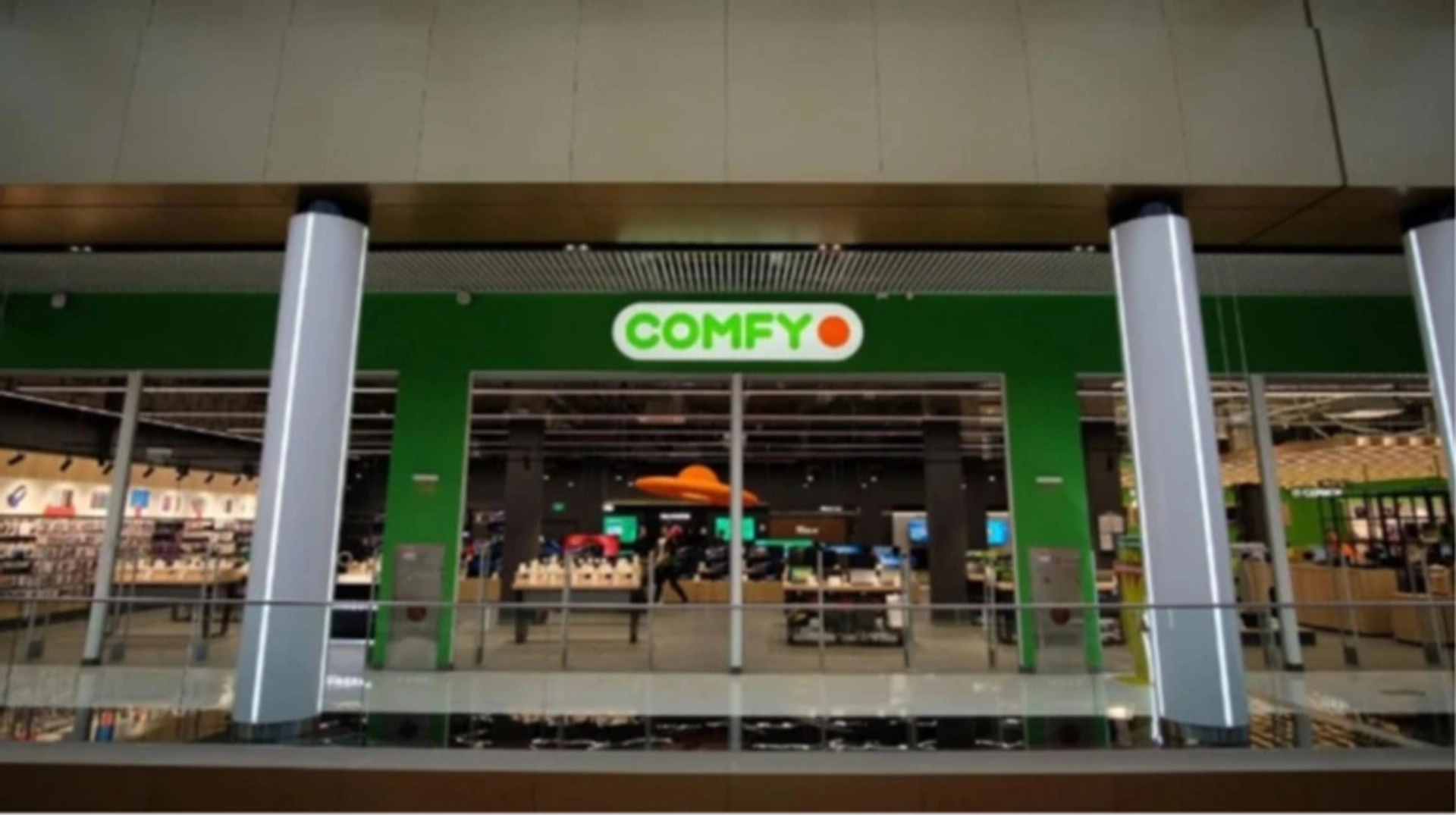 Російські загарбники атакували розподільчий центр Comfy