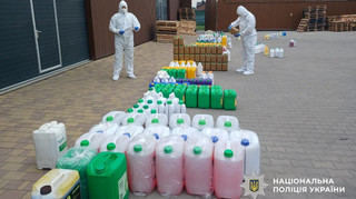 В Украине разоблачили масштабное производство подделок агрохимии под видом товаров известных брендов