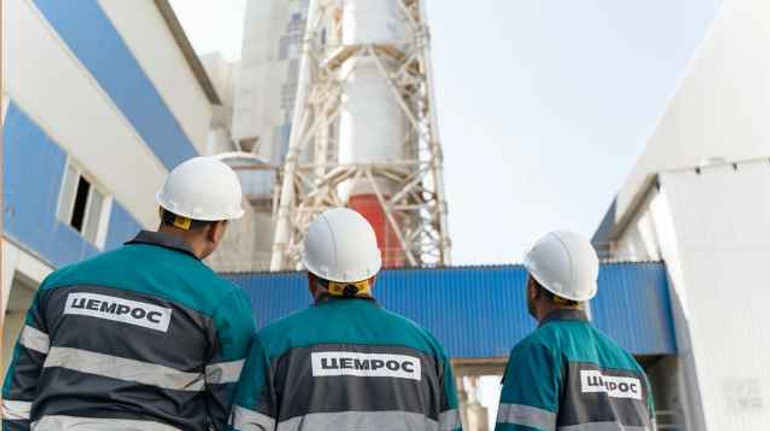 Найбільший російський виробник цементу зупинив роботу двох заводів