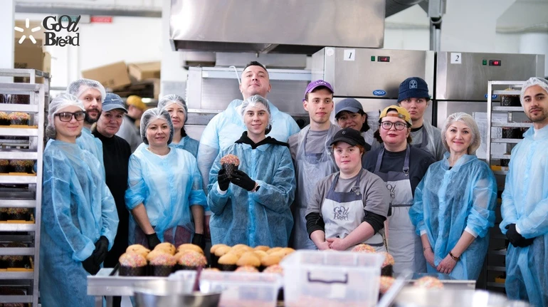 Працівники Київстар, Kyivstar.Tech та UTC зібрали 127 000 грн на великодню ініціативу