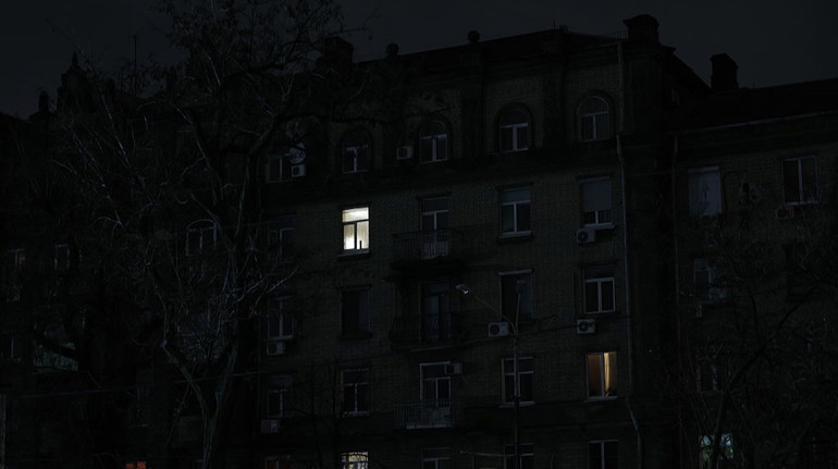 Внаслідок ворожої атаки 8 тисяч споживачів у Запоріжжі лишаються без електрики