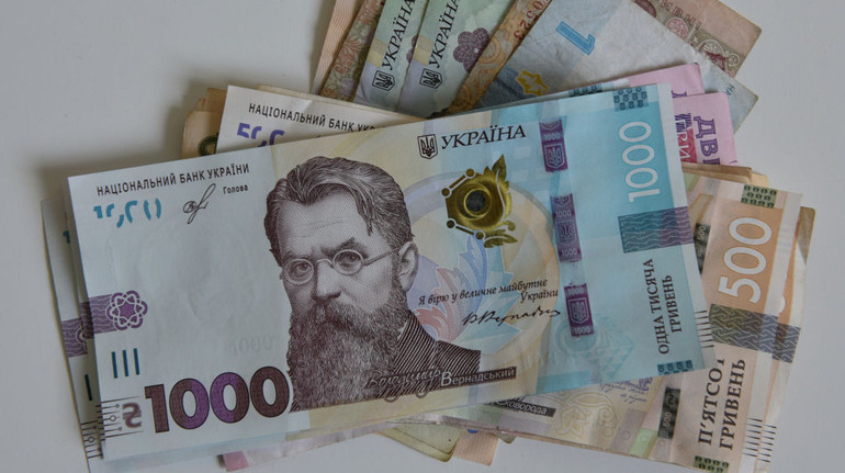 Гетманцев повідомив, скільки українців офіційно мають мільйонні доходи
