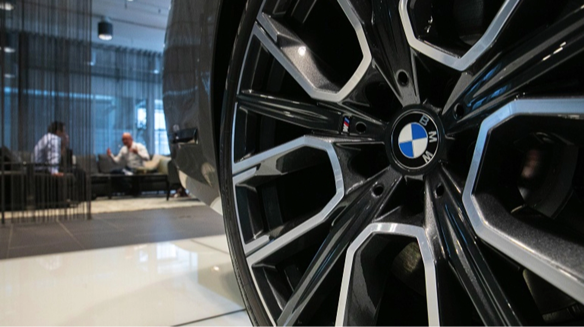 BMW скорочує робочі місця