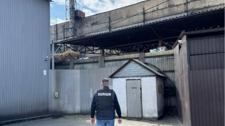 Директор завода, который загрязнял воздух Киева, получил подозрение