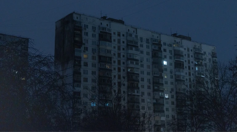 В Укренерго розповіли чи будуть відключення світла 15 квітня