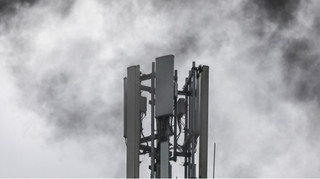 Кабмин создаст координационный штаб для обеспечения мобильной связи во время блэкаутов