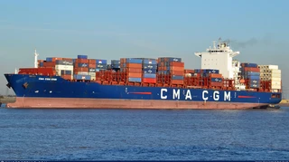 Протоку Ормуз зумів пройти контейнеровоз європейських власників