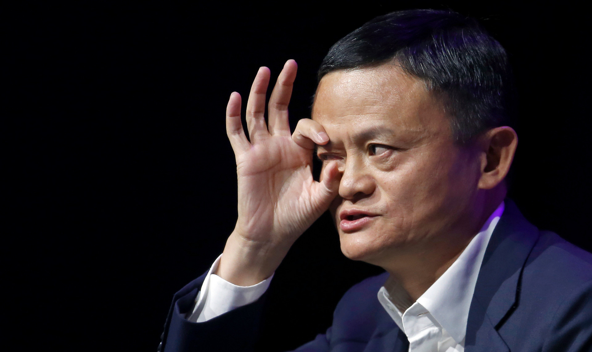 Его опустили на землю. Как Джек Ма создал Alibaba и почему поссорился с китайским режимом