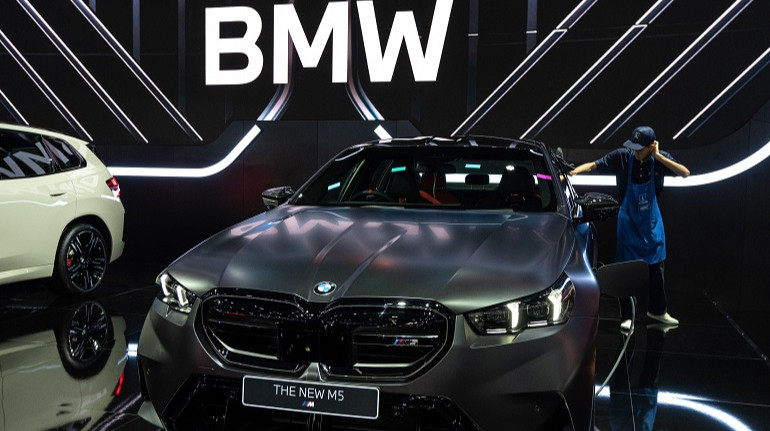 Более 100 автомобилей BMW класса люкс продали в Россию нелегально: расследование