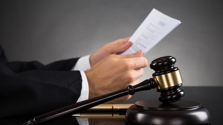 Водитель нардепа Лабазюка получил подозрение за отказ давать показания