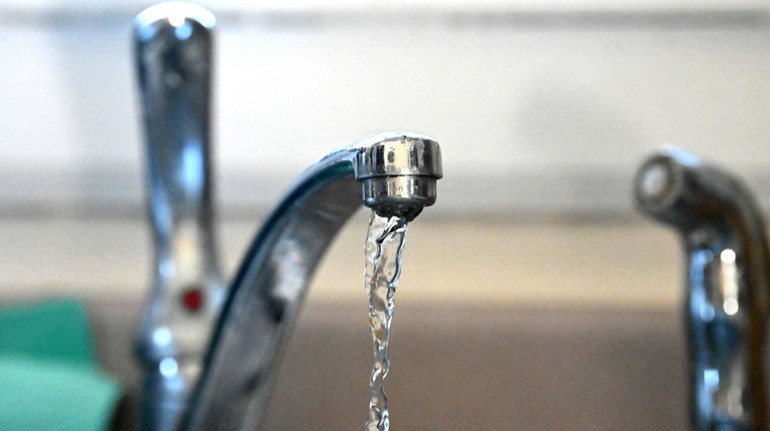 Частина Києва залишилась без гарячої води після нічної атаки РФ