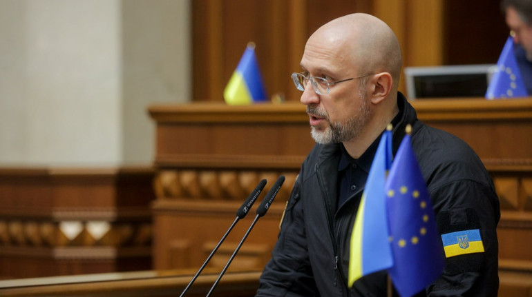 Шмыгаль угрожает персональной ответственностью за провалы с установкой энергооборудования