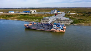 Паромный комплекс Орловка возобновил работу после недавнего удара РФ