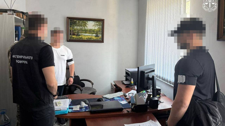 Задержаны преступники, которые наживались на поставке продуктов военным