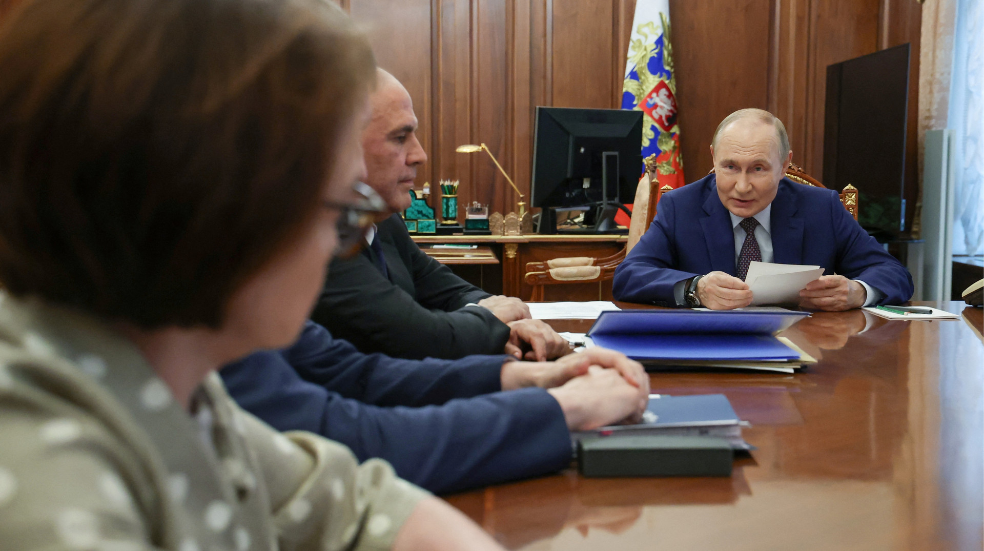 Стагфляція та збідніння населення: як Кремль розплачується за війну