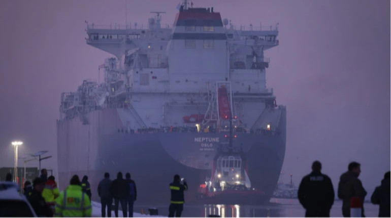 Российский Новатэк вынужден делать Китаю значительные скидки на газ – Reuters