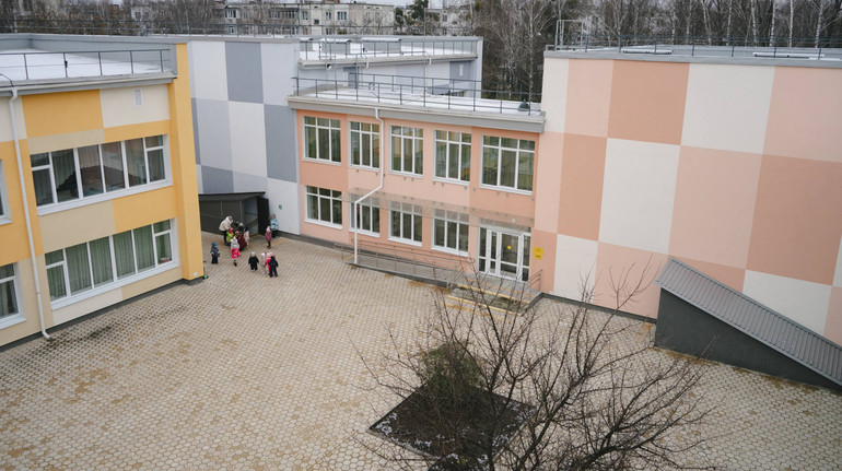 Тепло, вода, здоров'я: Кулеба повідомив, на які проєкти піде мільярд для 71 громади