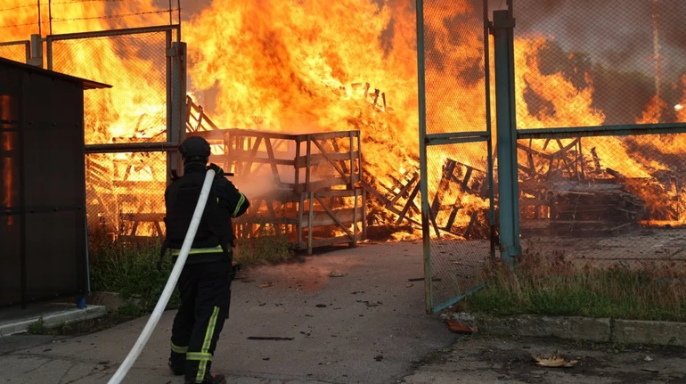 Росія вдарила дронами по харчових підприємствах на Хмельниччині