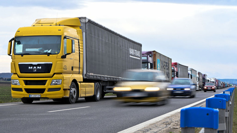 В Украине вырос спрос на новые грузовики: самые популярные марки