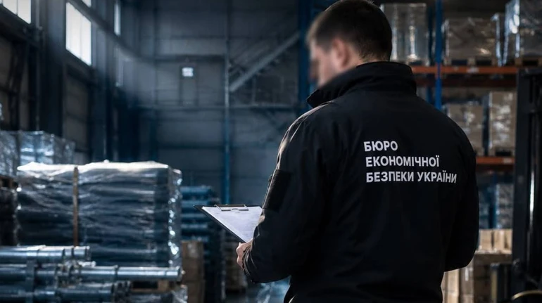 Тендерні оборудки: посадовцю комунального підприємства Києва вручили підозру