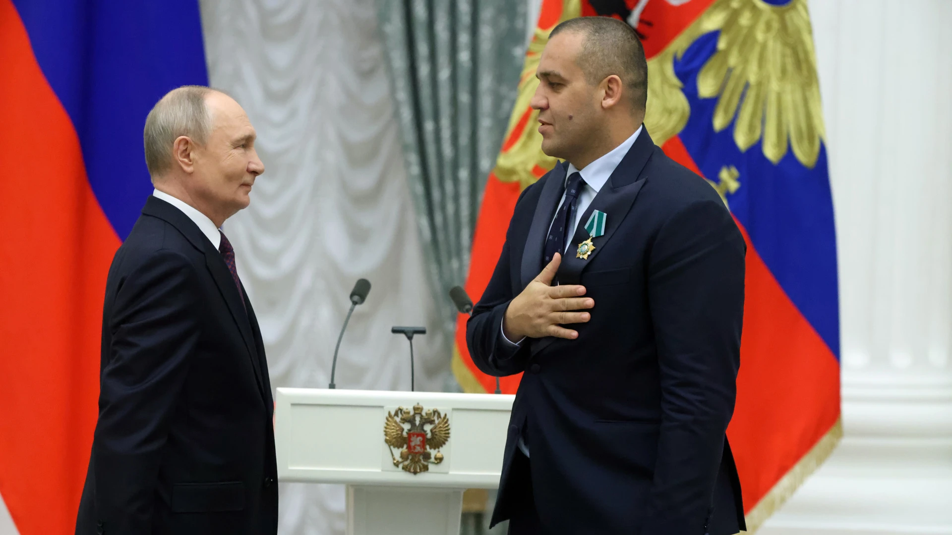 Хто платить, той замовляє музику. Російський олігарх-рецидивіст Кремльов оплатив весілля сина Трампа на Багамах