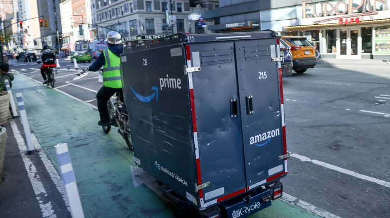 Amazon розширює логістичну мережу