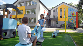 На строительство укрытий в детских садах выделили миллиард: кто может получить средства