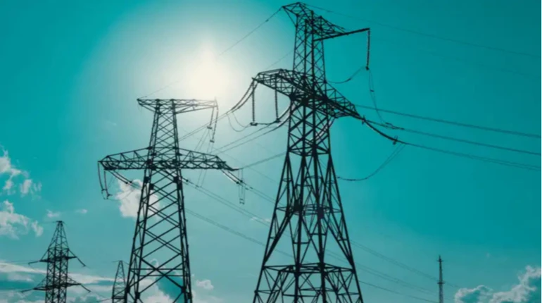 Україна скоротила імпорт електроенергії на чверть