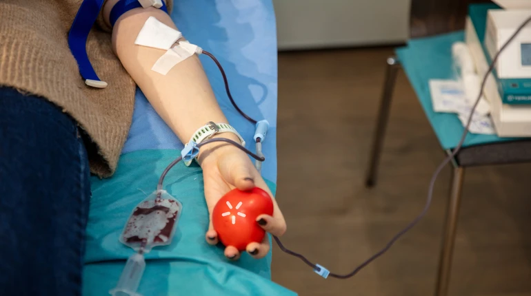 Місяць донорства: Київстар, Kyivstar.Tech та Ukraine Tower Company зібрали 99 літрів крові