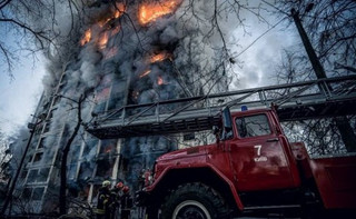 Трьохсоті багатоповерхівки. Як відновлюють пошкоджені росіянами будинки в Києві