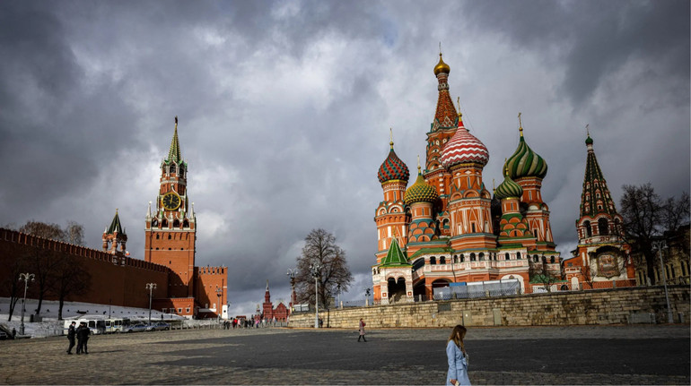 Россия планирует повысить налоги на фоне экономических проблем - Reuters