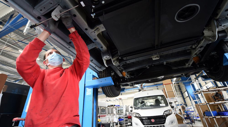 Італія хоче посилити співпрацю автомобільного й оборонного секторів