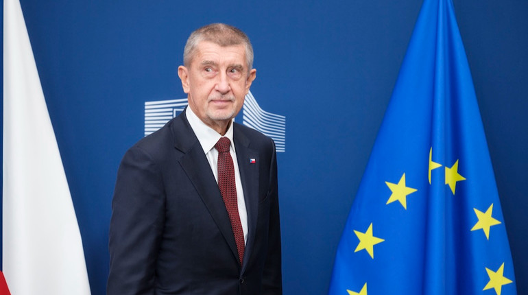 Бабиш выступил за запрет социальных сетей для детей до 15 лет в Чехии