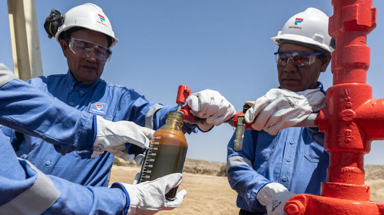 В Іраці пробили трубу Лукойла і зупинили видобуток нафтокомпанії РФ