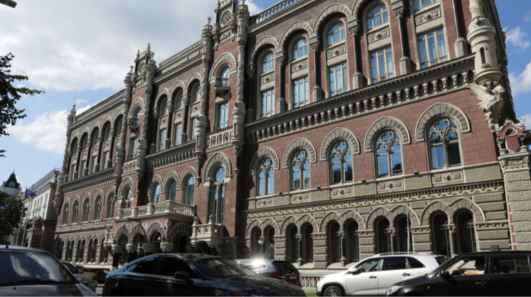 В НБУ рассказали, пришло ли время отпеть доллар