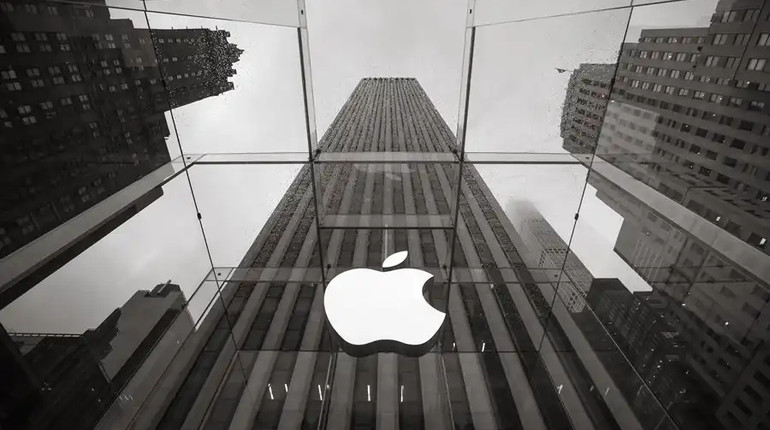 Apple судится в Британии из-за обвинений в сверхприбылях