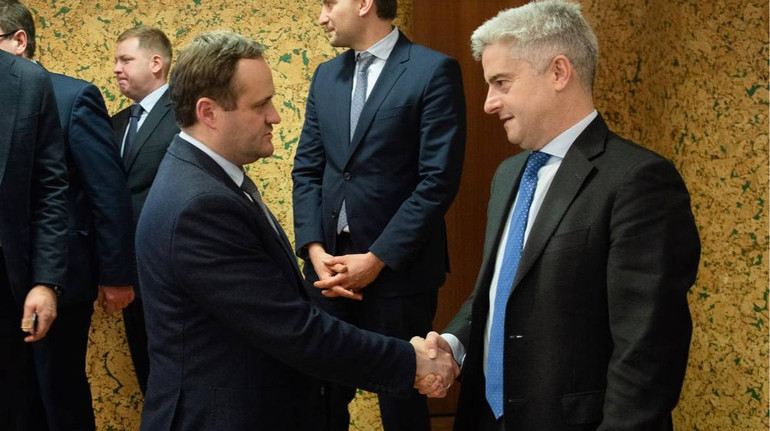 Европейский инвестбанк перераспределит средства на украинскую энергетику – Кулеба