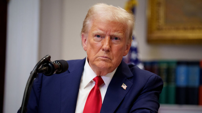 Трамп волів би не вводити мита на Китай, але продовжує погрожувати – Reuters