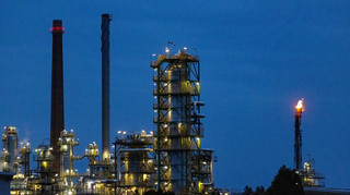 Німецьку дочку Роснефти хочуть на необмежений термін вивести з під санкцій