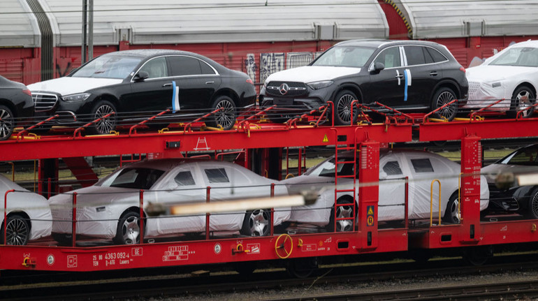 За місяць українці купили майже 10 тисяч вживаних авто з-за кордону віком до 5 років: популярні моделі