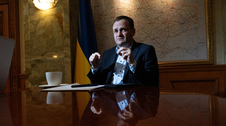 Кулеба пояснив, що мав на увазі під цвинтарем, який обʼєднує країну