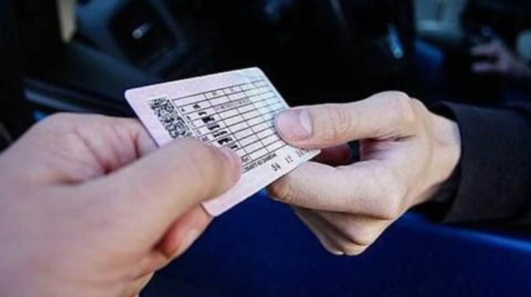 Киберполиция предостерегает о мошенничестве с водительскими удостоверениями