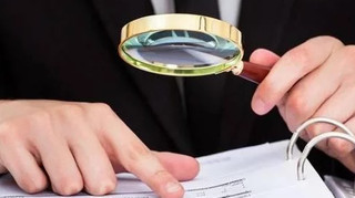 В Киеве сообщено о подозрении в вымогательстве инспектору райгосадминистрации